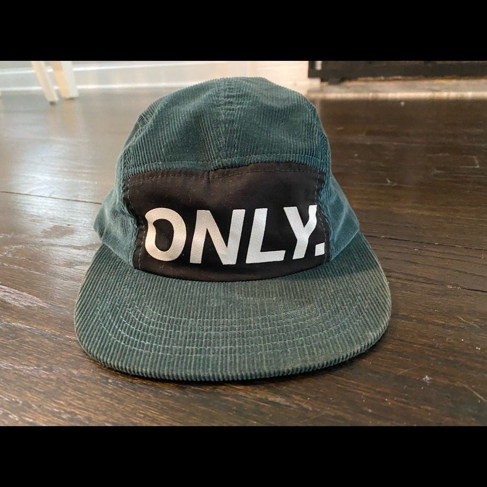 ONLY NY 5 panel teal corduroy strap back